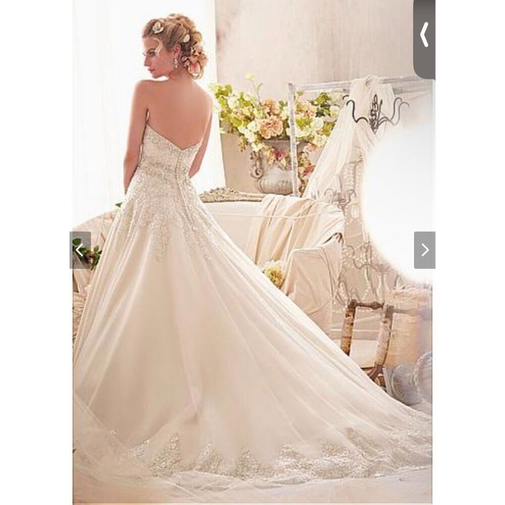 Size 4 Mori Lee wedding dress sweetheart neckline drop waist ball gown 10809